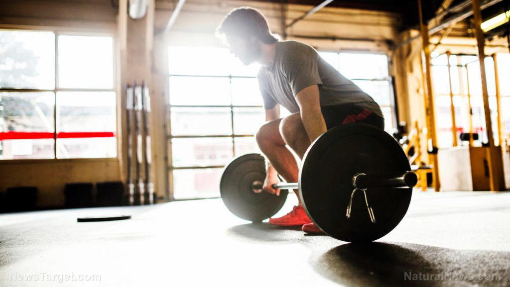 Lifting weights can improve survival of lung cancer patients