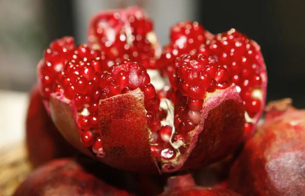 Pomegranate Extract Helps Boost Immune Cells That Fight Cancer